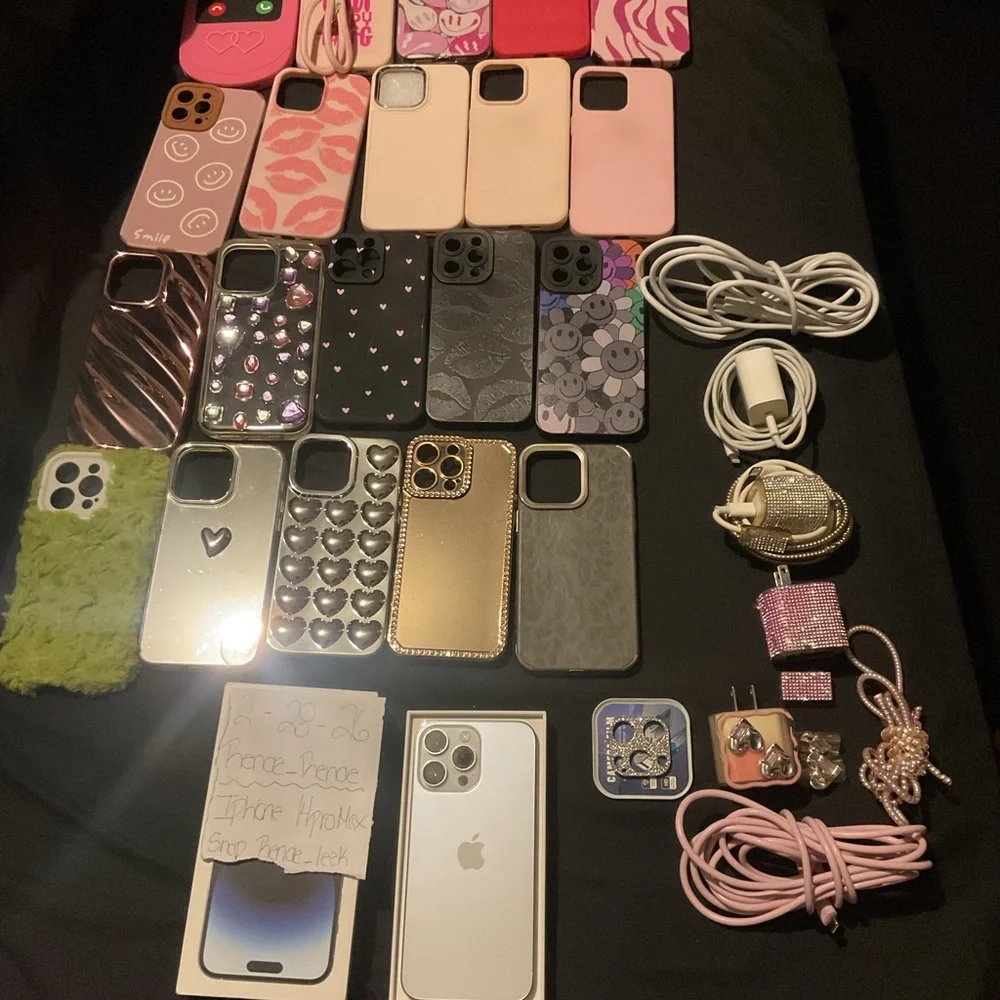 Silver iPhone 14 Pro Max 256GB NO SIM RESTRICTIONS